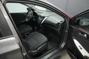 Седан Hyundai Solaris 2015 года, 1090000 рублей, Курск