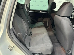 Внедорожник Volkswagen Touareg 2014 года, 2480000 рублей, Красноярск
