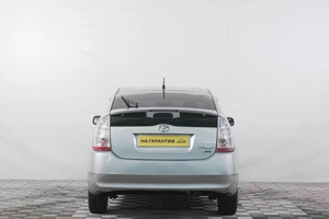 Лифтбек Toyota Prius 2010 года, 649000 рублей, Кемерово