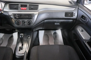 Седан Mitsubishi Lancer 2007 года, 519000 рублей, Омск