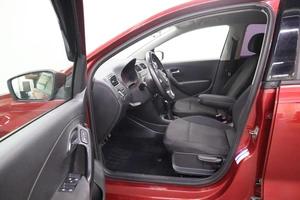 Седан Volkswagen Polo 2011 года, 655000 рублей, Брянск