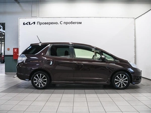 Универсал Honda Fit Shuttle 2012 года, 970000 рублей, Красноярск
