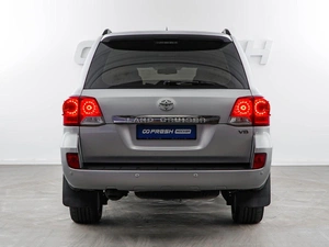 Внедорожник Toyota Land Cruiser 2013 года, 3569050 рублей, Москва