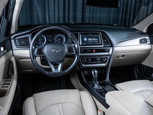 Седан Hyundai Sonata 2017 года, 1590000 рублей, Волгоград