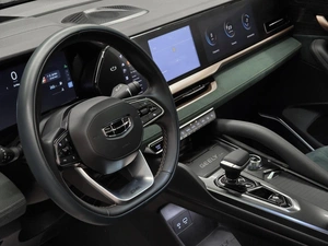 Внедорожник Geely Monjaro 2023 года, 3100000 рублей, Красноярск