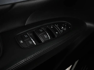 Седан Infiniti M37 2011 года, 1619000 рублей, Аксай