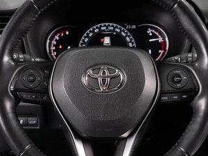Внедорожник Toyota RAV4 2021 года, 3399000 рублей, Тюмень