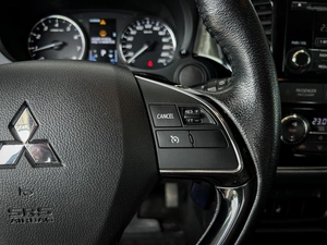 Внедорожник Mitsubishi Outlander 2018 года, 1999999 рублей, Уфа