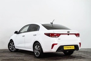 Седан Kia Rio 2018 года, 1279000 рублей, Сургут
