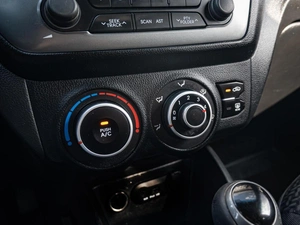 Седан Kia Rio 2014 года, 850000 рублей, Краснодар
