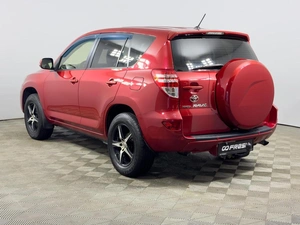 Внедорожник Toyota RAV4 2012 года, 1249900 рублей, Казань