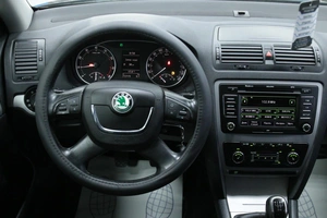 Универсал Skoda Octavia 2013 года, 900000 рублей, Солонцы