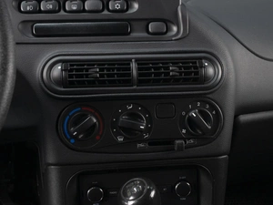 Внедорожник ВАЗ (LADA) Niva Travel 2023 года, 1150000 рублей, Омск