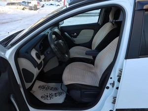 Седан Renault Logan 2014 года, 840000 рублей, Железногорск