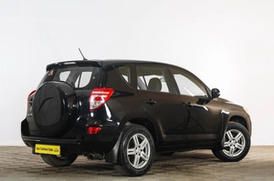 Внедорожник Toyota RAV4 2011 года, 1779000 рублей, Тюмень