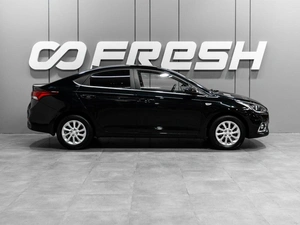 Седан Hyundai Solaris 2018 года, 1429000 рублей, Тюмень