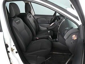 Седан Renault Logan Stepway 2022 года, 1419000 рублей, Аксай