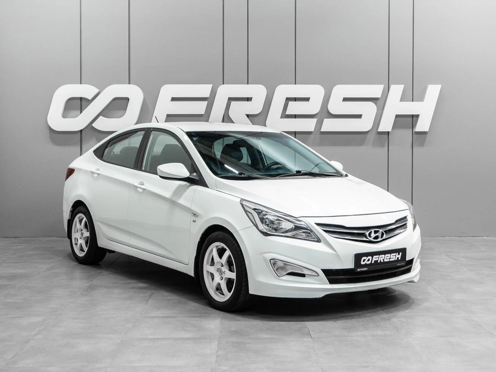 Седан Hyundai Solaris 2014 года, 779000 рублей, Тюмень