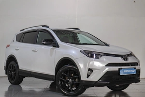 Внедорожник Toyota RAV4 2018 года, 2719000 рублей, Челябинск