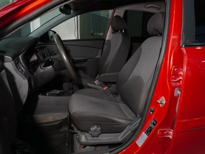 Хетчбэк Kia Rio 2009 года, 544555 рублей, Тверь