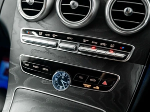Седан Mercedes-benz C-класс 2018 года, 2700000 рублей, Красноярск