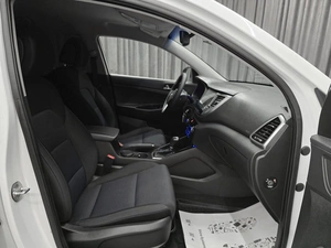Внедорожник Hyundai Tucson 2017 года, 2160000 рублей, Красноярск