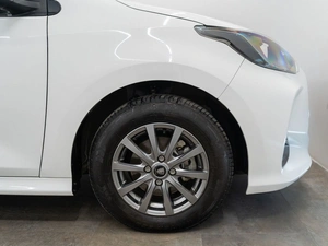 Хетчбэк Toyota Yaris 2021 года, 1220000 рублей, Красноярск