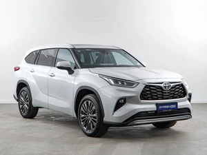 Внедорожник Toyota Highlander 2026 года, 5567434 рублей, Москва
