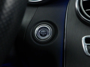 Седан Mercedes-benz C-класс 2020 года, 3527077 рублей, Москва