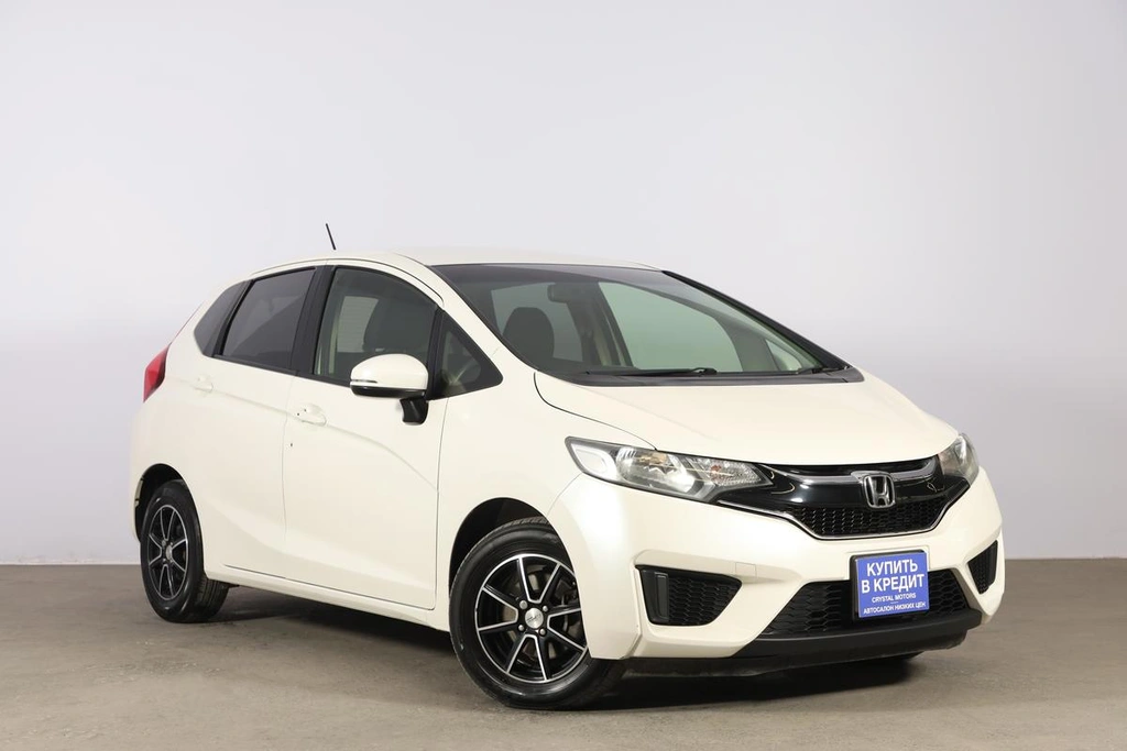 Хетчбэк Honda Fit 2017 года, 1189000 рублей, Новосибирск