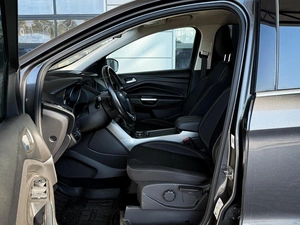 Внедорожник Ford Kuga 2017 года, 1750000 рублей, Уфа