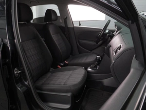 Седан Volkswagen Polo 2016 года, 1334000 рублей, Воронеж