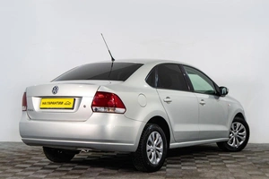 Седан Volkswagen Polo 2011 года, 749000 рублей, Сургут