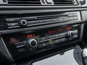 Седан BMW 5 серия 2012 года, 1999000 рублей, Краснодар