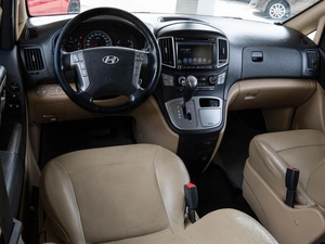 Минивэн Hyundai H-1 2015 года, 2100000 рублей, Волгоград