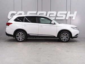 Внедорожник Mitsubishi Outlander 2015 года, 2109000 рублей, Воронеж