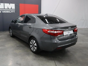 Седан Kia Rio 2013 года, 1160000 рублей, Курск