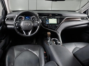 Седан Toyota Camry 2018 года, 2349000 рублей, Тюмень