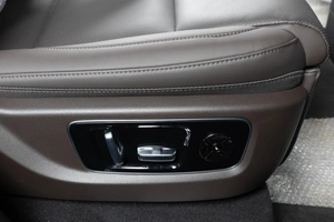 Внедорожник LiXiang L9 2023 года, 7579000 рублей, Красноярск