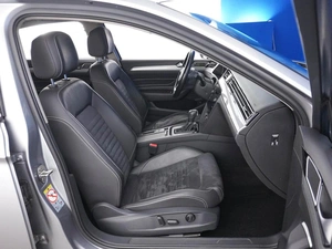 Седан Volkswagen Passat 2020 года, 2399046 рублей, Москва
