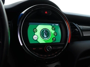 Хетчбэк MINI Cooper 2018 года, 1799077 рублей, Москва