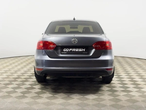 Седан Volkswagen Jetta 2013 года, 955200 рублей, Казань