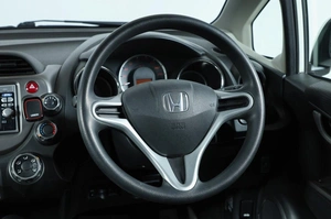 Хетчбэк Honda Fit 2011 года, 839000 рублей, Новосибирск
