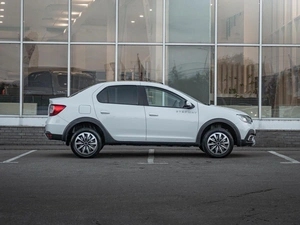 Седан Renault Logan Stepway 2019 года, 999000 рублей, Нижний Новгород