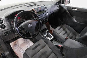 Внедорожник Volkswagen Tiguan 2009 года, 1119000 рублей, Новокузнецк