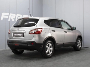 Внедорожник Nissan Qashqai 2010 года, 1110000 рублей, Омск