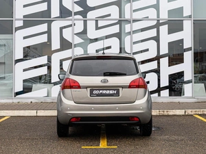 Минивэн Kia Venga 2011 года, 835000 рублей, Краснодар