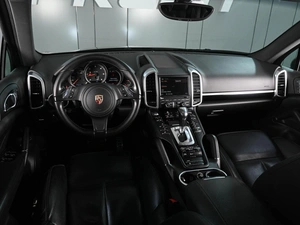 Внедорожник Porsche Cayenne 2013 года, 2339000 рублей, Аксай
