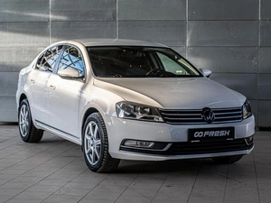 Седан Volkswagen Passat 2012 года, 1190000 рублей, Краснодар