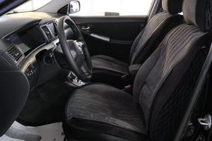 Седан Toyota Corolla 2004 года, 749000 рублей, Омск